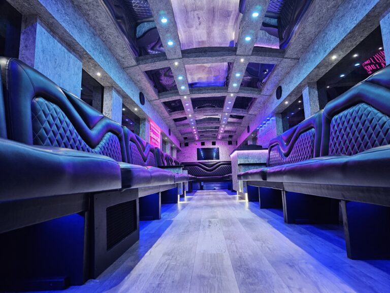 Toronto limo bus