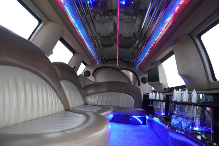 limo bus toronto