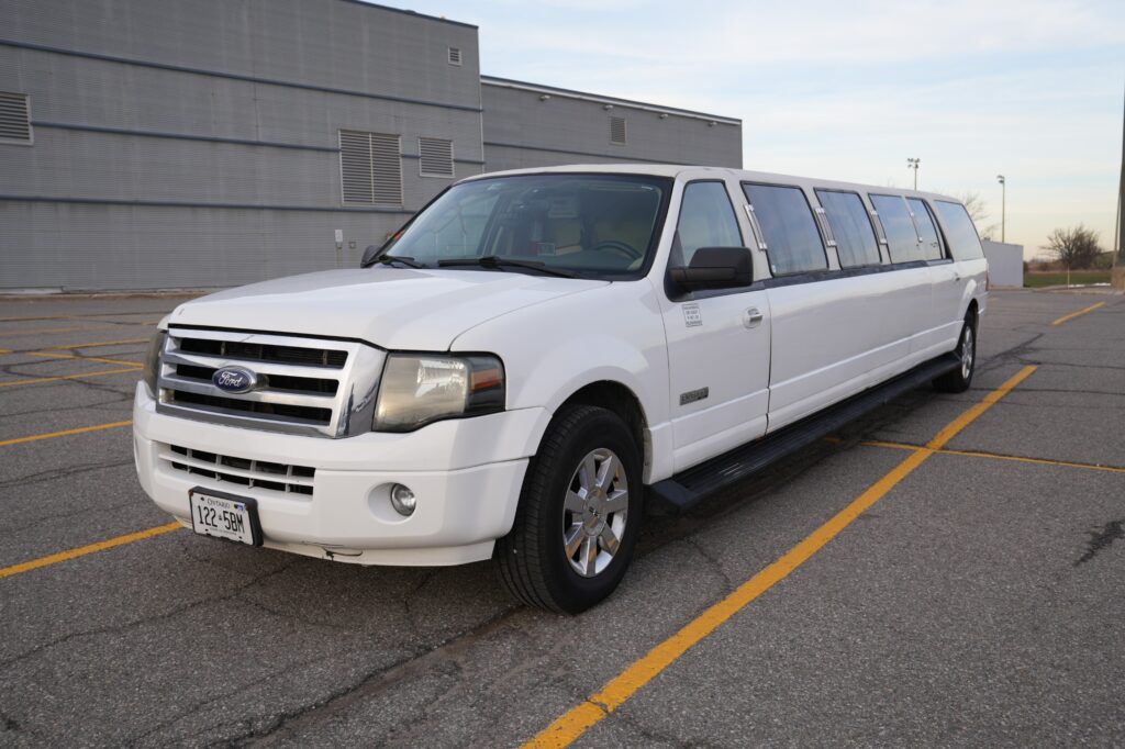 limo bus toronto